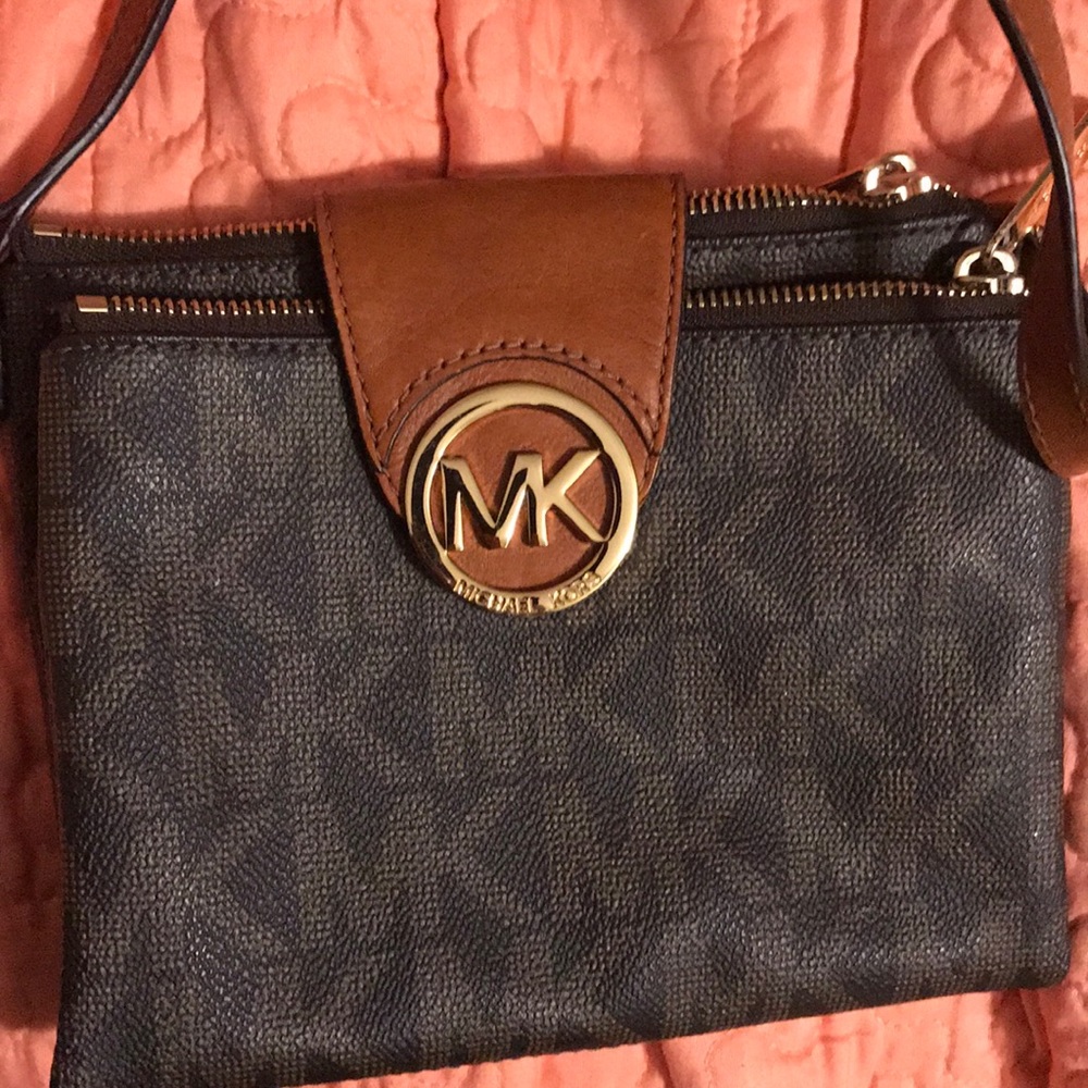 Authentic Brown Michael Kors crossbody